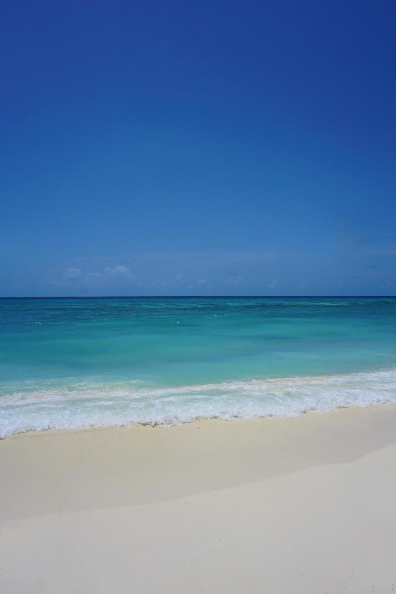 One The Island Hotel Naifaru Ngoại thất bức ảnh
