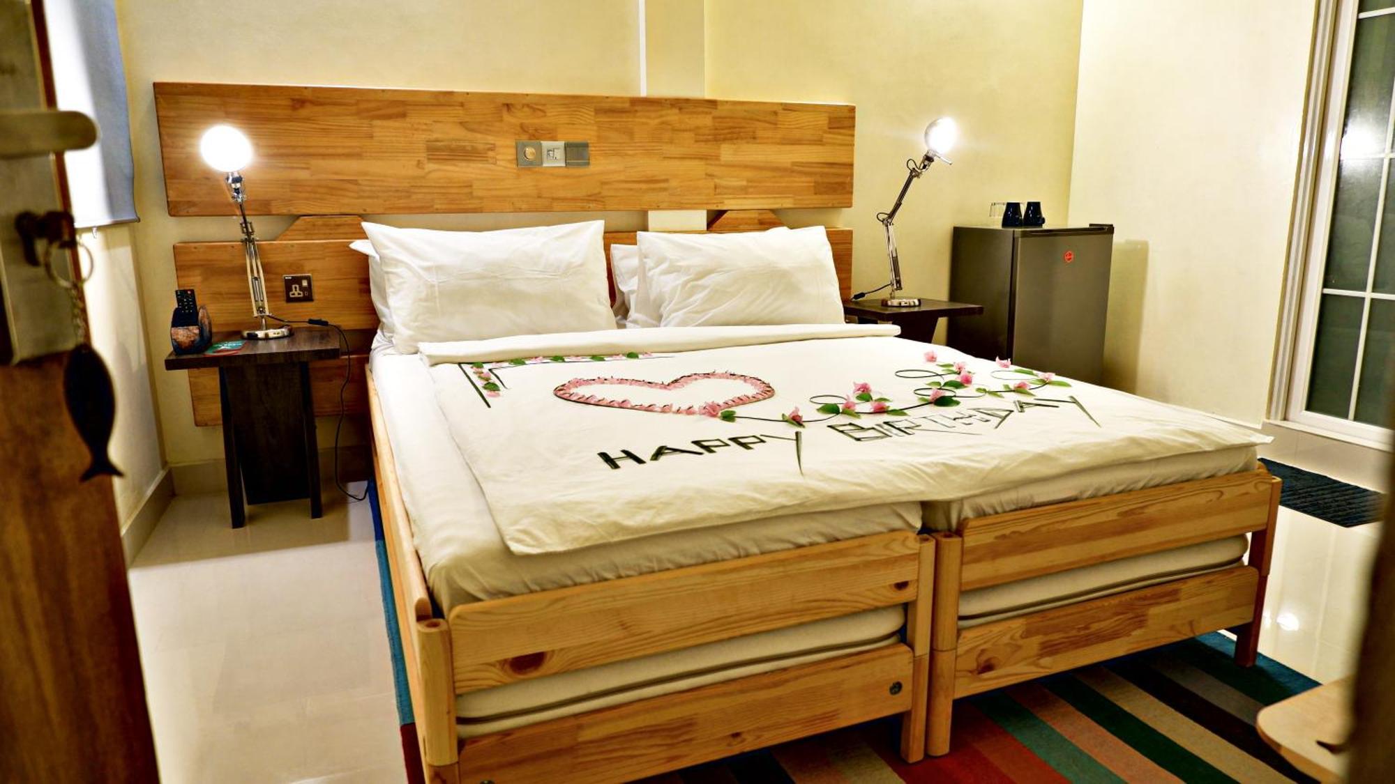 One The Island Hotel Naifaru Ngoại thất bức ảnh